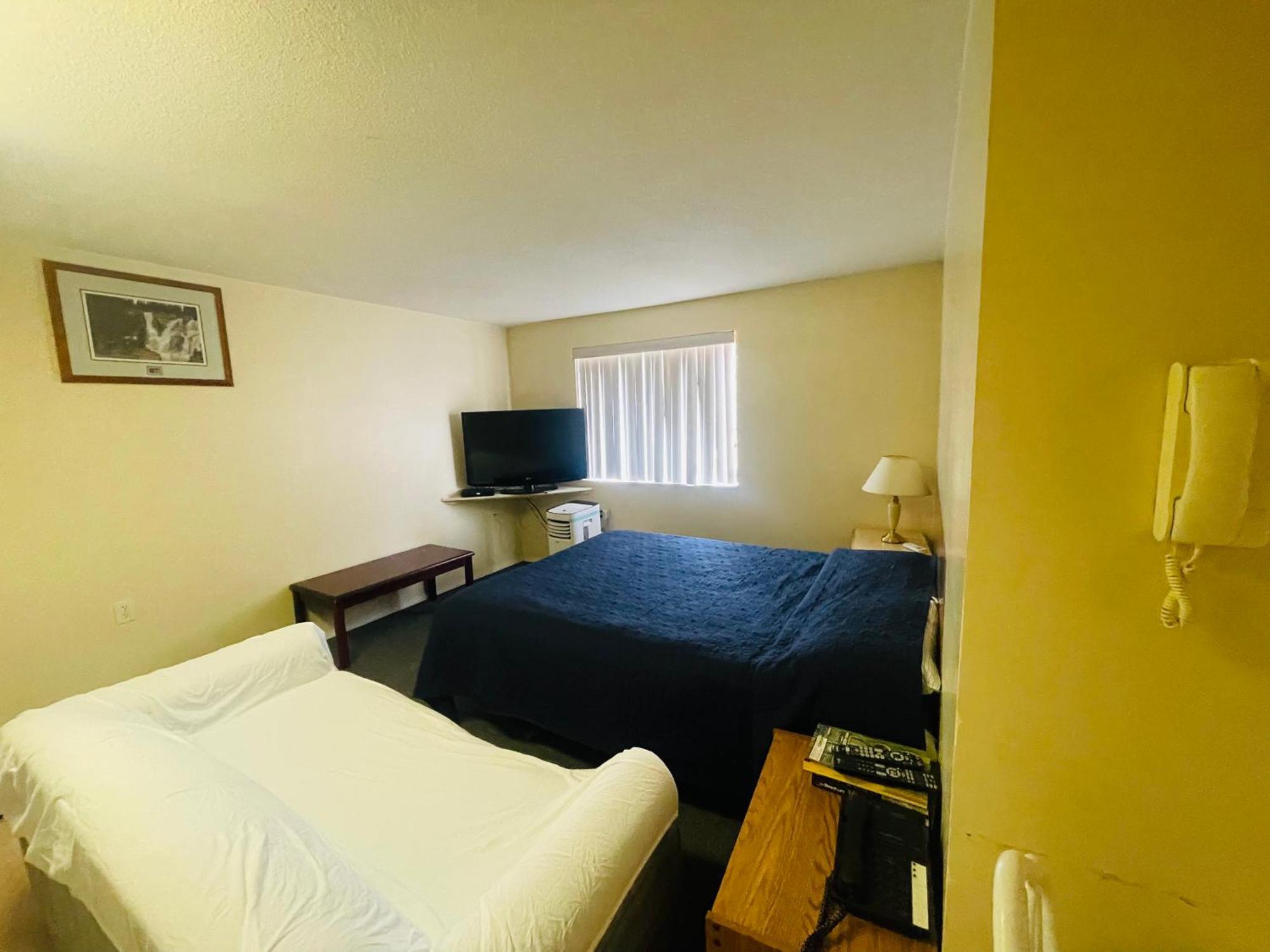 Fraser Bridge Inn Quesnel Εξωτερικό φωτογραφία